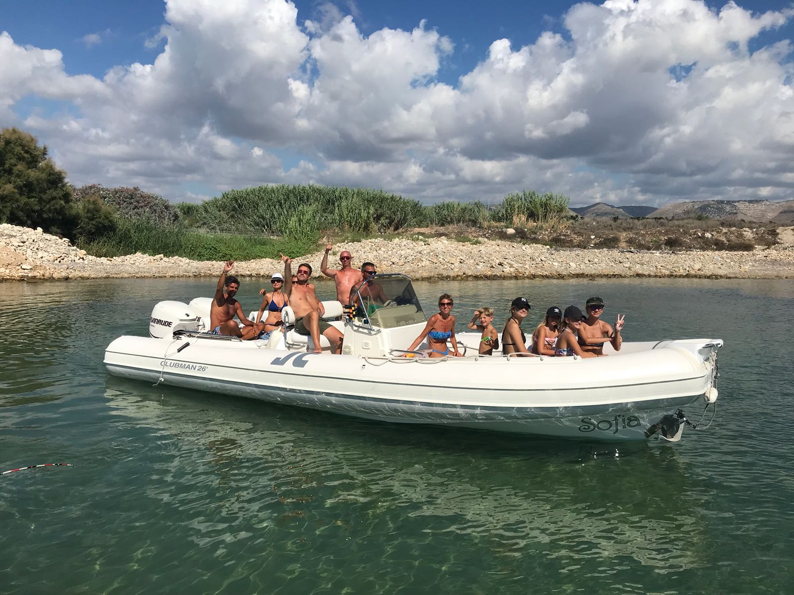 Clubman 26: Affitta il Tuo Gommone da Sogno ad Avola con Guarino Boats