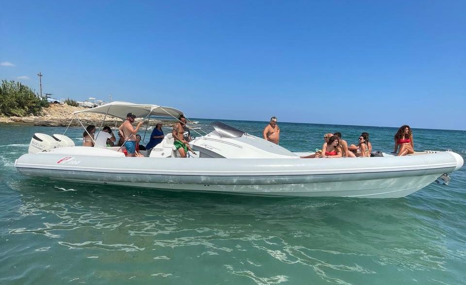 Esperienze Uniche in Mare: Escursioni in Barca con Guarino Boats ad Avola